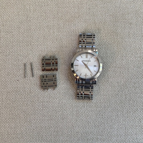 Burberry Watch BU1350 - Picture 7 of 8